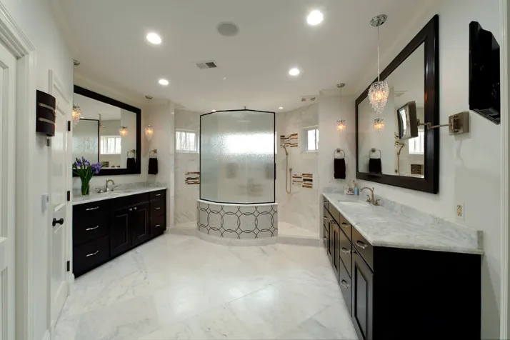Bathroom with Separate Sinks