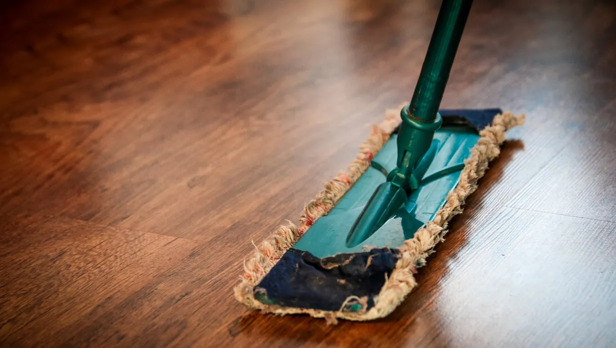 Can You Use a Mop on Vinyl Plank Flooring?